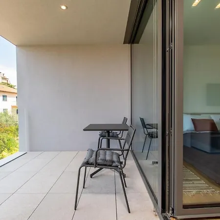 Rm Luxury With Pool In *