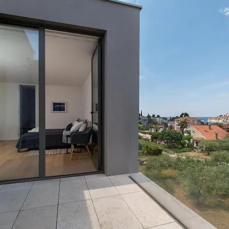 Rm Luxury With Pool In Villa Rovinj